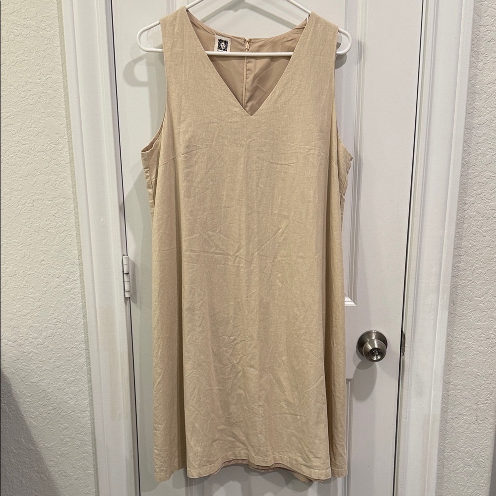 Anne Klein V-Neck Tan Linen Sleeveless Shift Dress